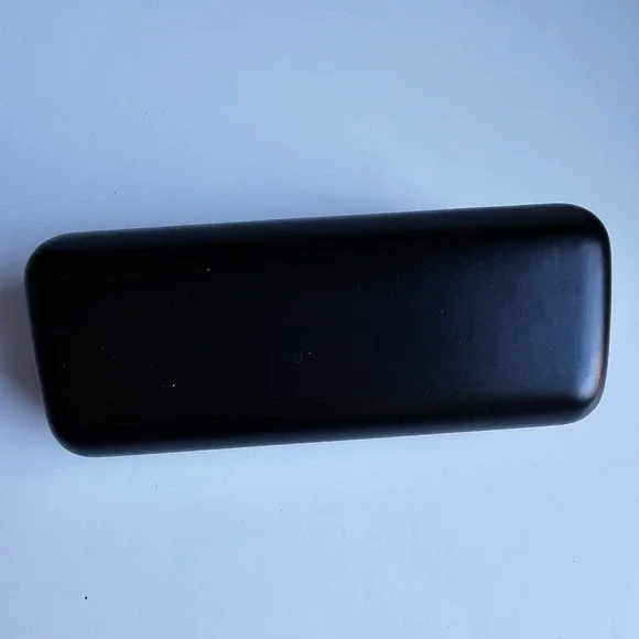 Diane Von Furstenburg Black Sunglasses Glasses Hard Clamshell Case 6.5" x 2" - Picture 3 of 8